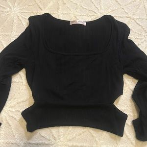 Black cutout crop top size small